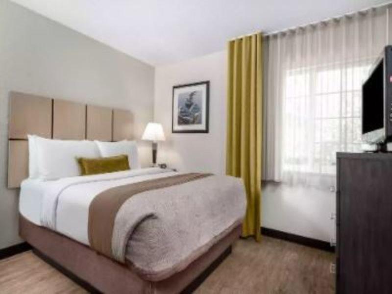 Candlewood Suites - Charlotte - Arrowood By Ihg Exterior foto