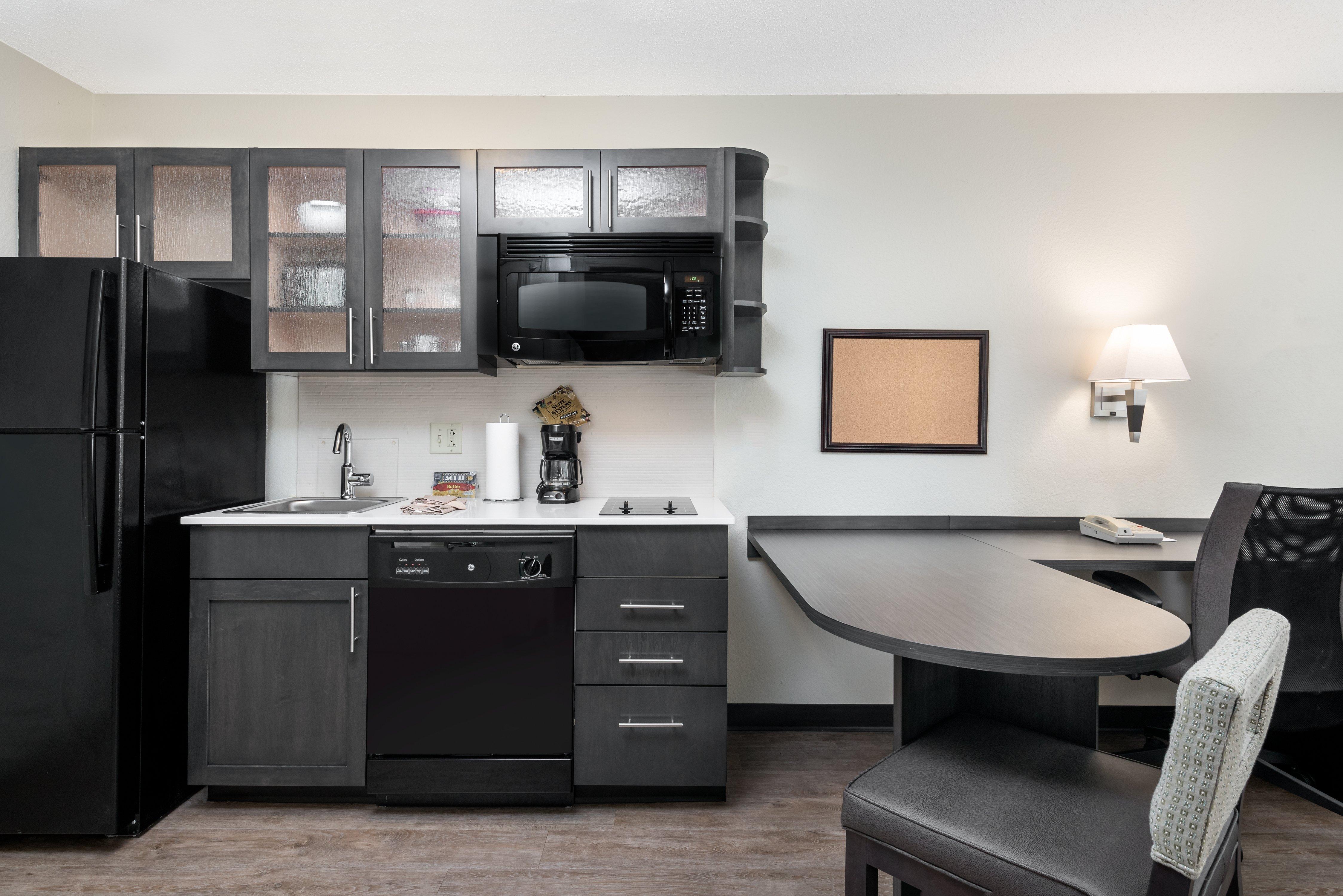 Candlewood Suites - Charlotte - Arrowood By Ihg Exterior foto