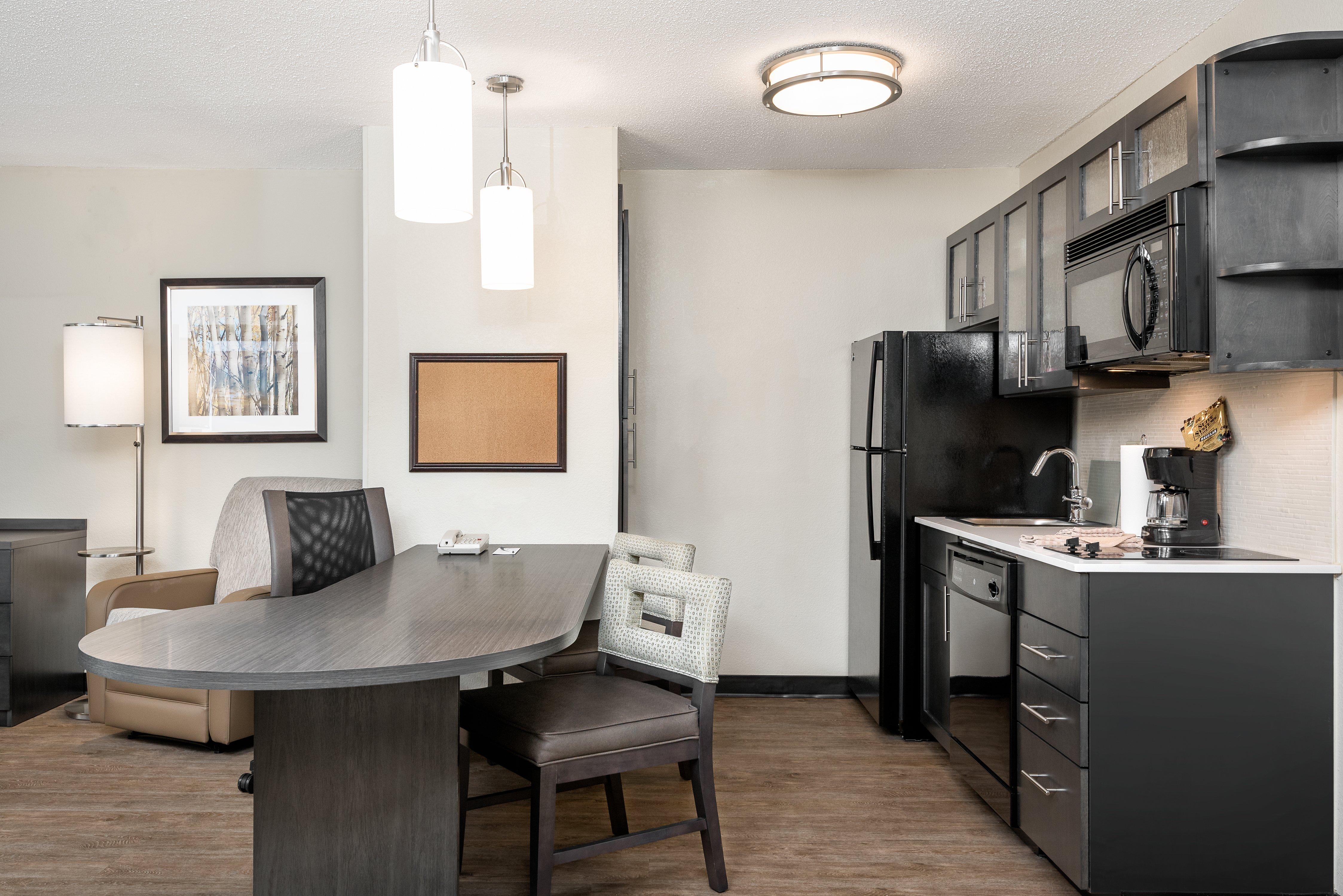 Candlewood Suites - Charlotte - Arrowood By Ihg Exterior foto