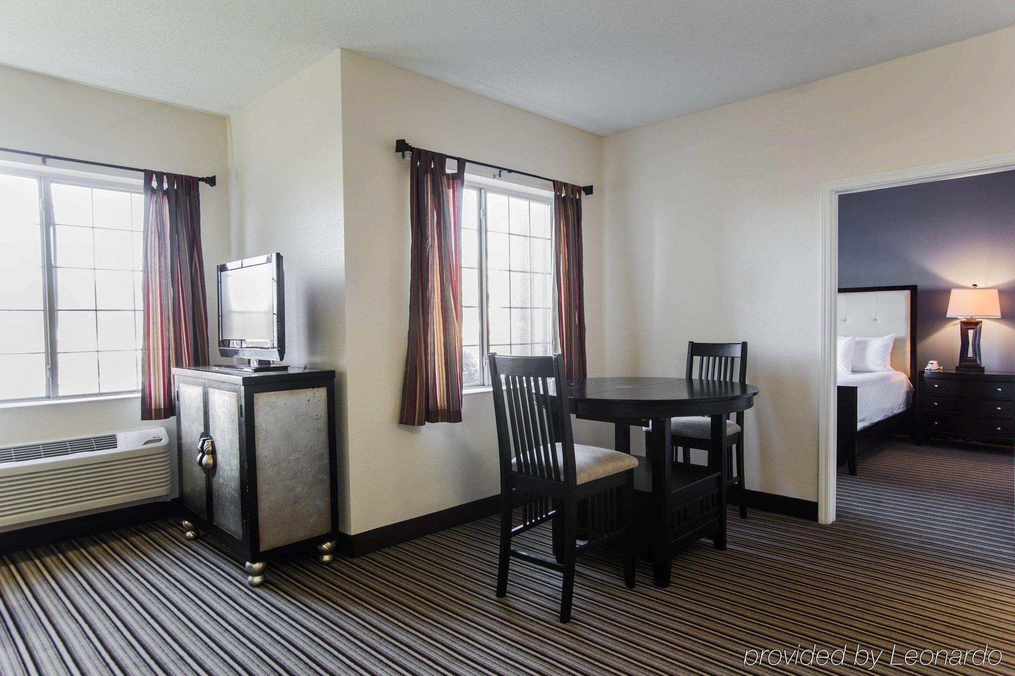 Candlewood Suites - Charlotte - Arrowood By Ihg Exterior foto