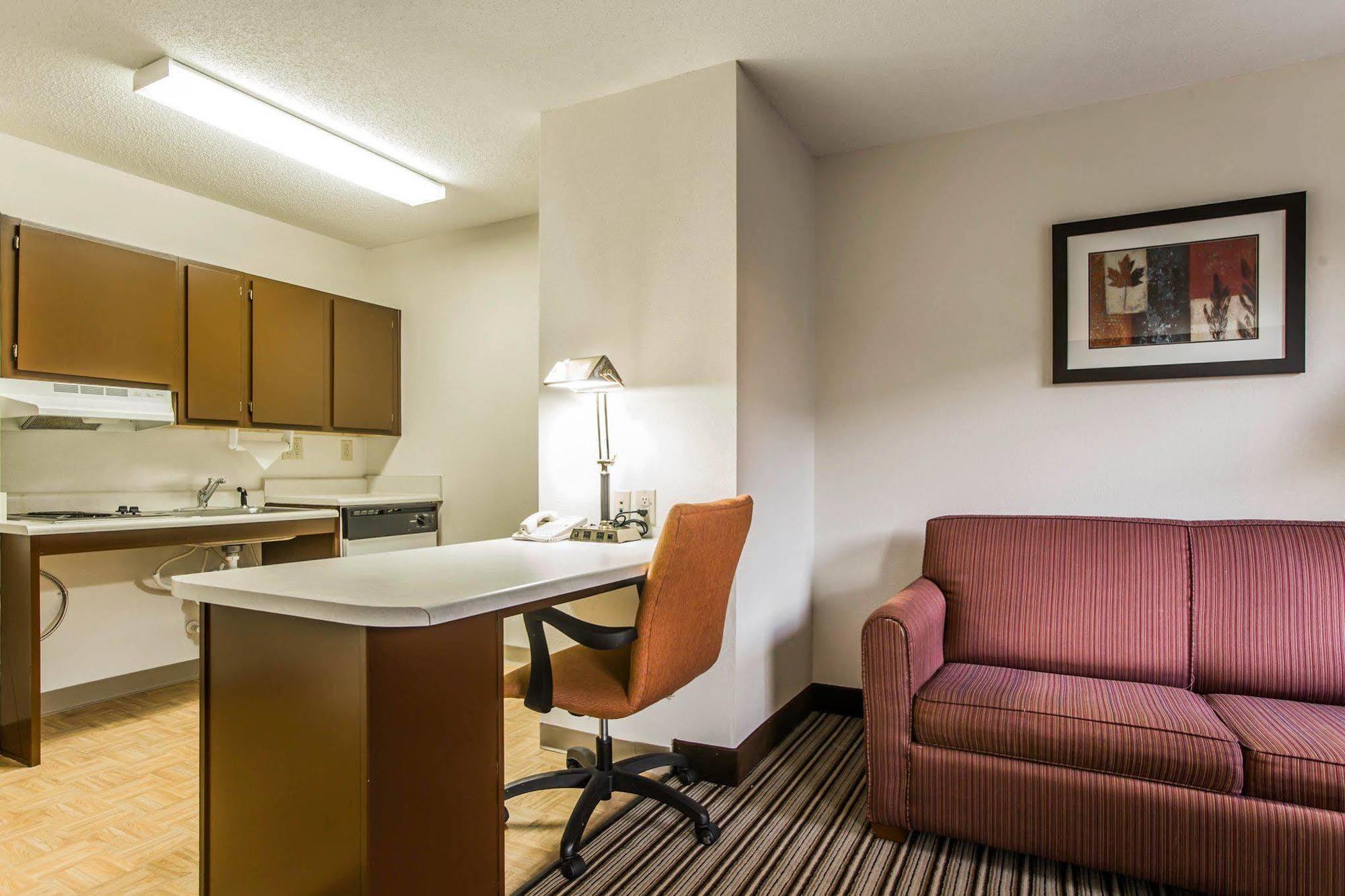 Candlewood Suites - Charlotte - Arrowood By Ihg Exterior foto